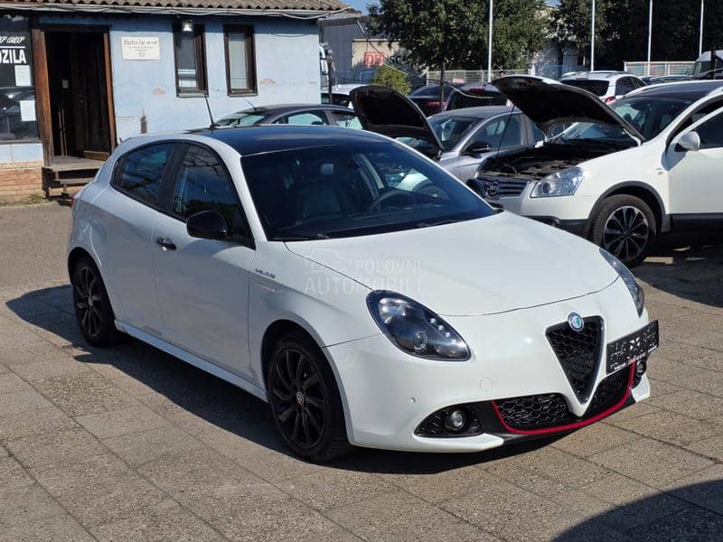 Alfa Romeo Giulietta 2.0mjet AUT/NAV 128K Alfa Romeo Giulietta 2.0mjet AUT/NAV 128K