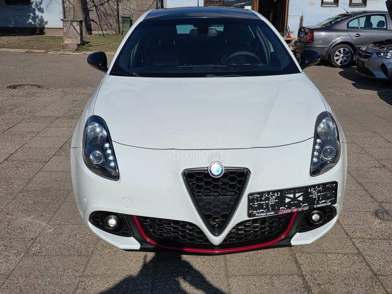 Alfa Romeo Giulietta 2.0mjet AUT/NAV 128K Alfa Romeo Giulietta 2.0mjet AUT/NAV 128K
