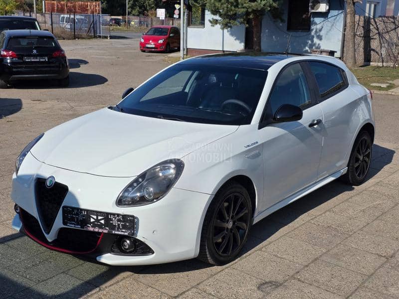 Alfa Romeo Giulietta 2.0mjet AUT/NAV 128K Alfa Romeo Giulietta 2.0mjet AUT/NAV 128K