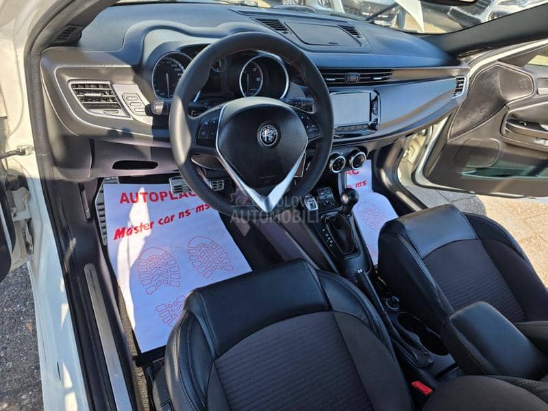 Alfa Romeo Giulietta 2.0mjet AUT/NAV 128K Alfa Romeo Giulietta 2.0mjet AUT/NAV 128K