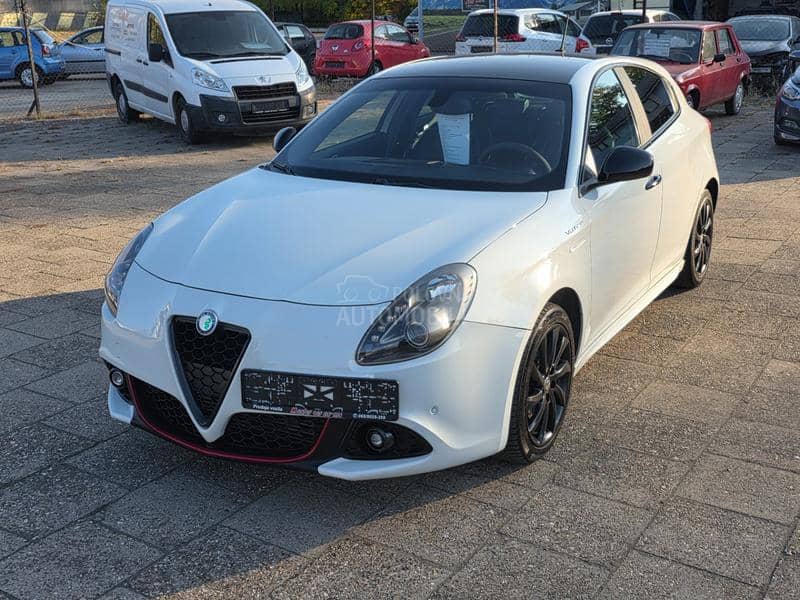 Alfa Romeo Giulietta 2.0mjet AUT/NAV 128K Alfa Romeo Giulietta 2.0mjet AUT/NAV 128K