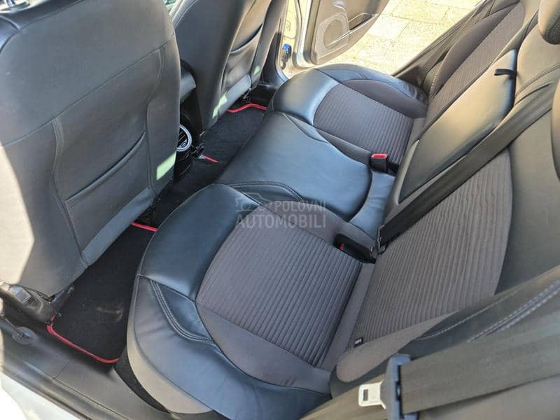Alfa Romeo Giulietta 2.0mjet AUT/NAV 128K Alfa Romeo Giulietta 2.0mjet AUT/NAV 128K