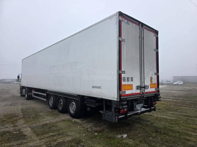 Fruhauf Hladnjača poluprikolica