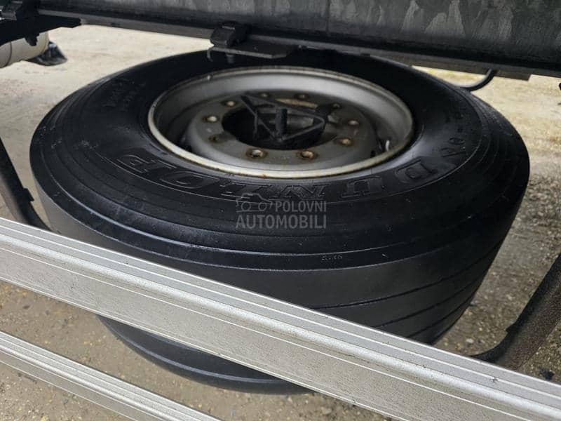 Fruhauf Hladnjača poluprikolica