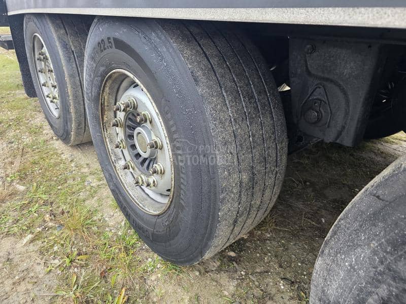 Fruhauf Hladnjača poluprikolica