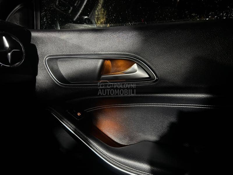 Mercedes Benz CLA 200 1.8