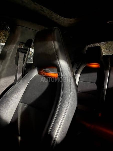 Mercedes Benz CLA 200 1.8