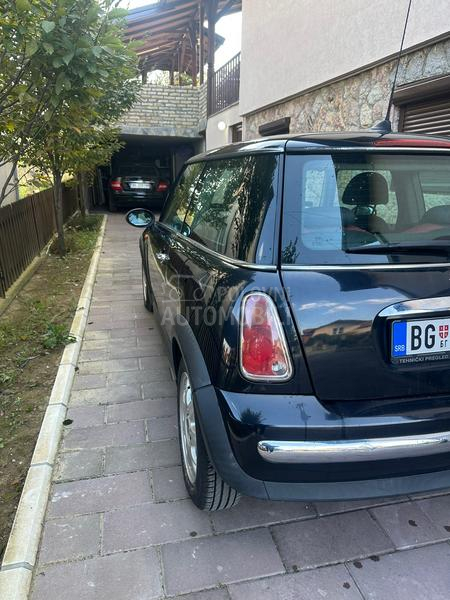MINI One 
