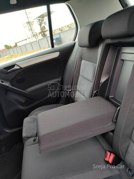 Volkswagen Golf 6 1.6 TDI ALKANTARA