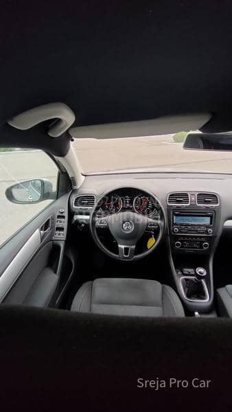 Volkswagen Golf 6 1.6 TDI ALKANTARA