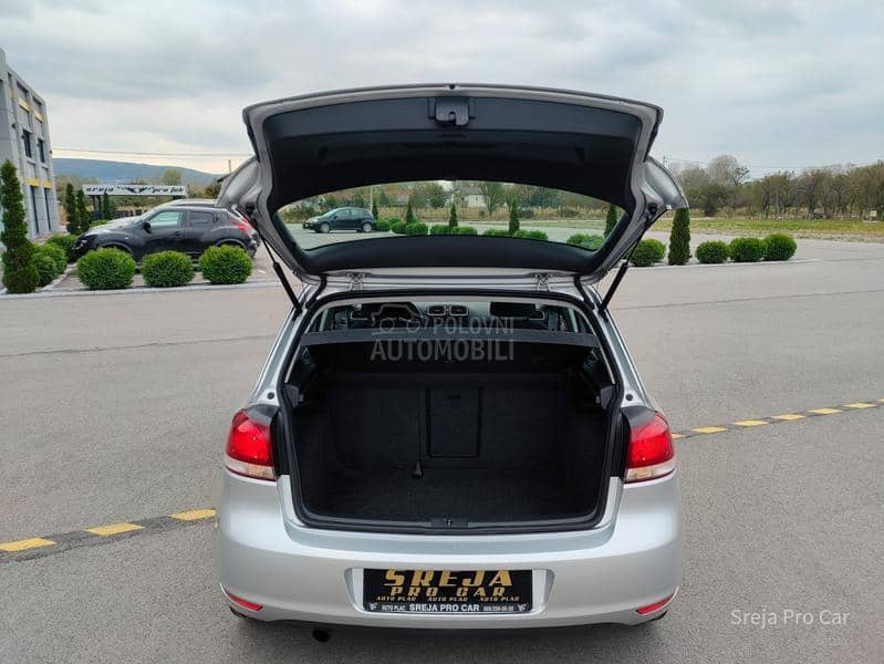 Volkswagen Golf 6 1.6 TDI ALKANTARA