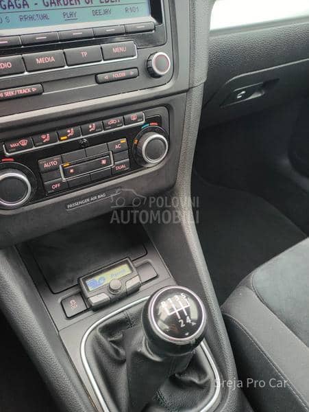 Volkswagen Golf 6 1.6 TDI ALKANTARA