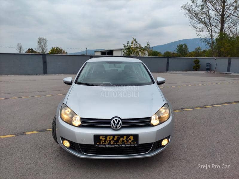Volkswagen Golf 6 1.6 TDI ALKANTARA