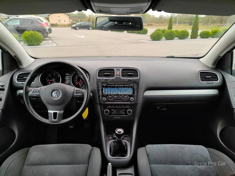 Volkswagen Golf 6 1.6 TDI ALKANTARA