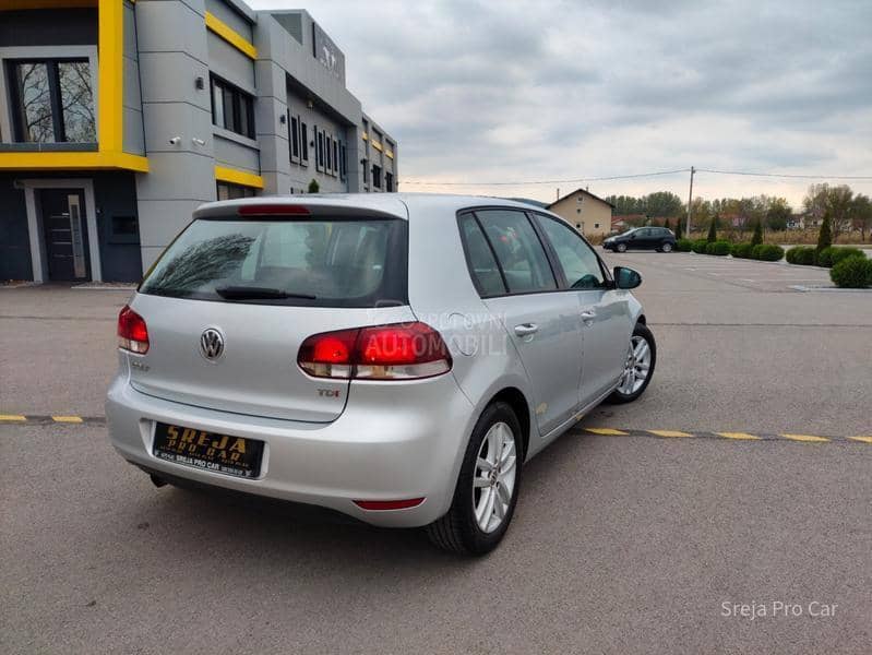 Volkswagen Golf 6 1.6 TDI ALKANTARA