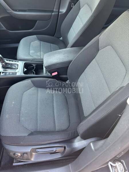 Volkswagen Passat B7 1.4 tsi dsg n a V