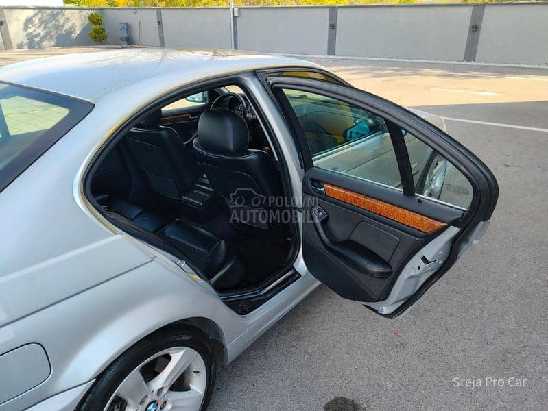 BMW 330 3.0 Xi Ful Prep0ruka