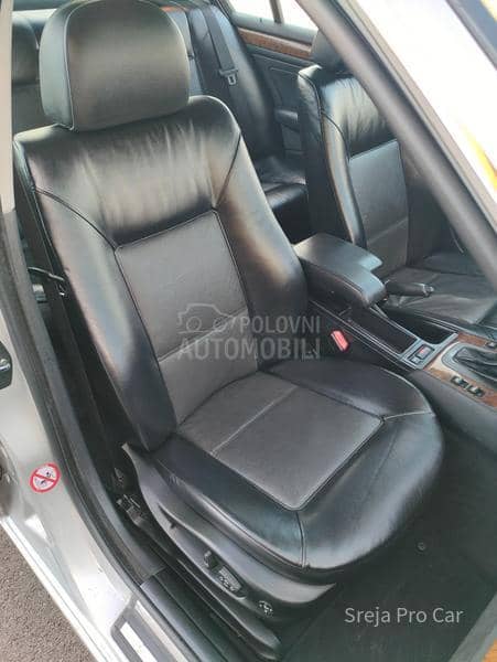 BMW 330 3.0 Xi Ful Prep0ruka