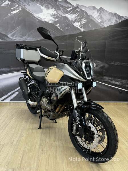 QJMOTOR SRT 600 SX  A2 DOSTUPAN