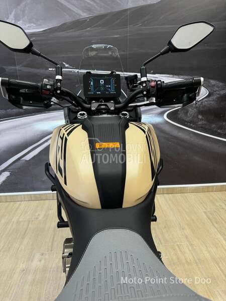 QJMOTOR SRT 600 SX  A2 DOSTUPAN