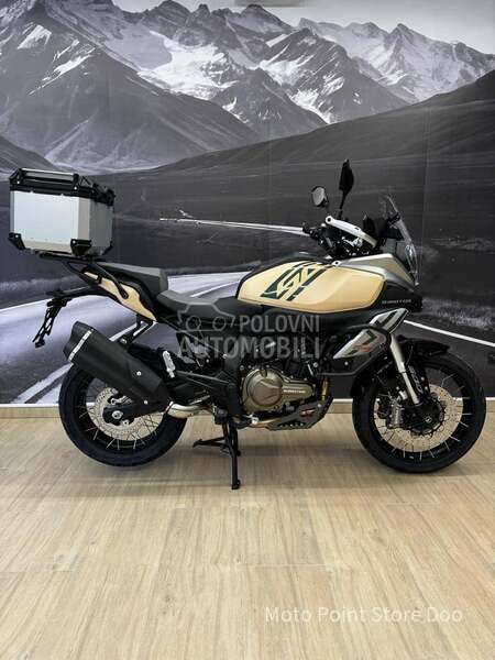 QJMOTOR SRT 600 SX  A2 DOSTUPAN