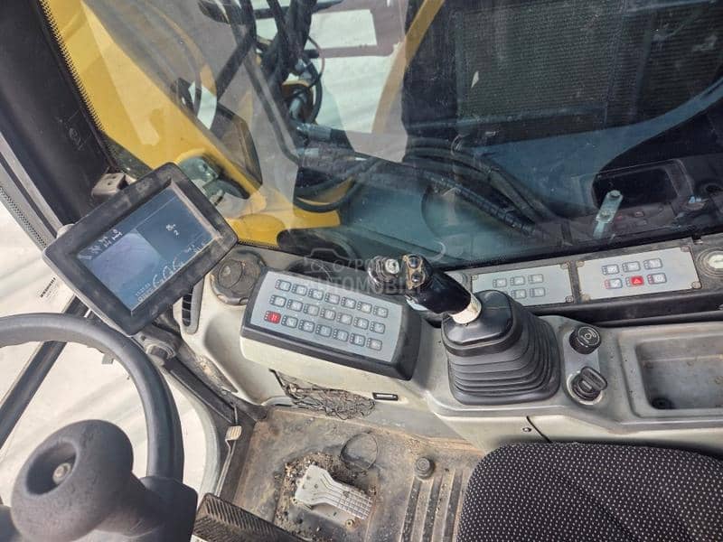 Liebherr 912  COMPACT