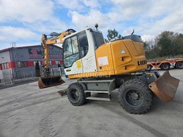Liebherr 912  COMPACT