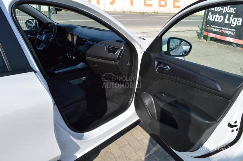 Renault Arkana 1.6 E-Tech145 Busine