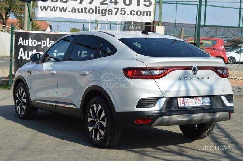 Renault Arkana 1.6 E-Tech145 Busine