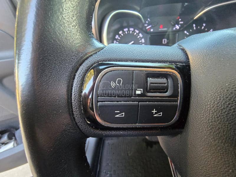 Citroen C3 Aircross 1.2 SHINE TURBO