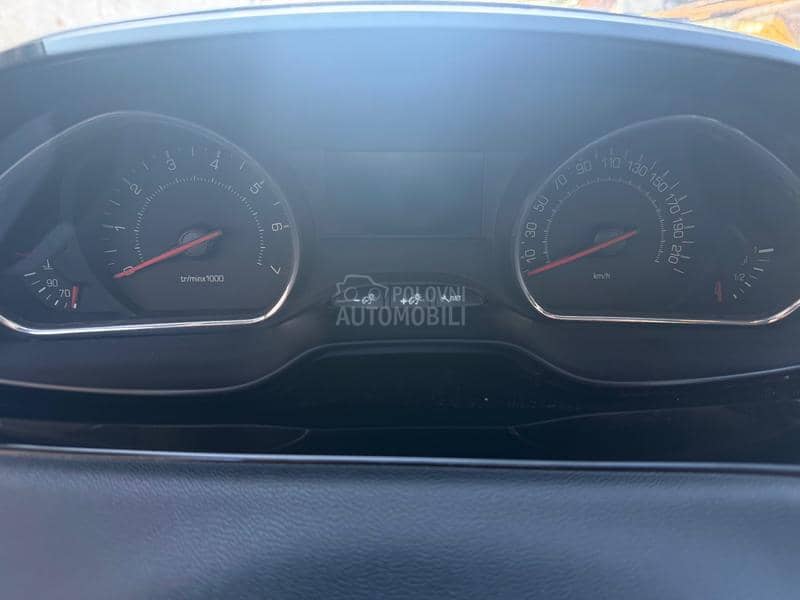 Peugeot 208 N.O.V