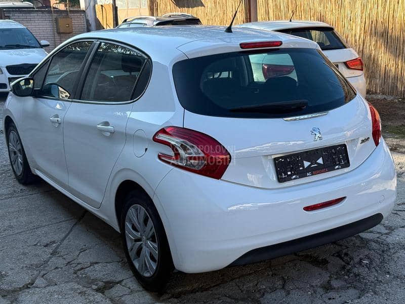 Peugeot 208 N.O.V