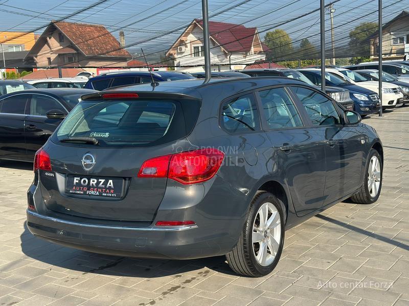 Opel Astra J N O V A