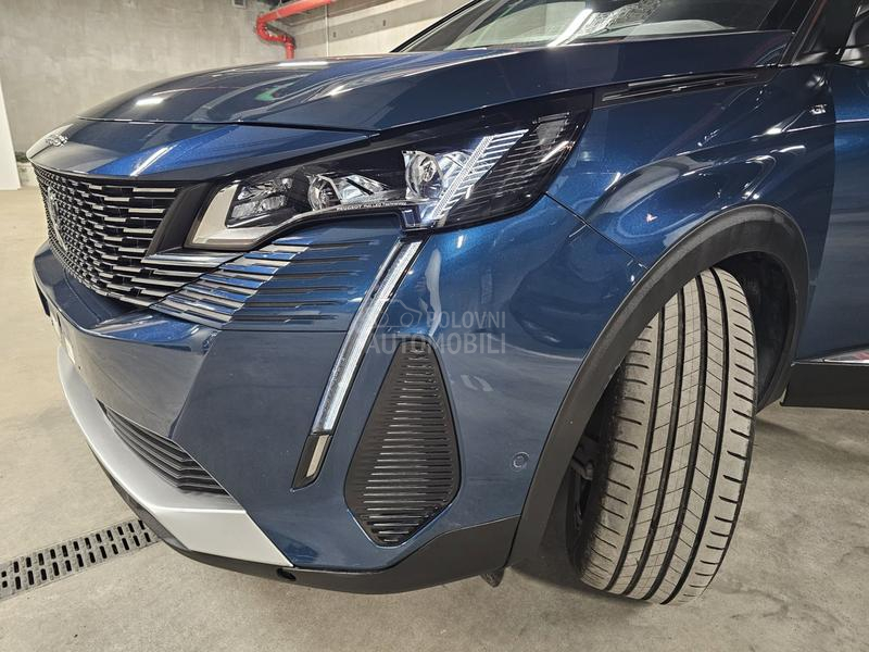Peugeot 5008 2.0 hdi GT 180 Eat8