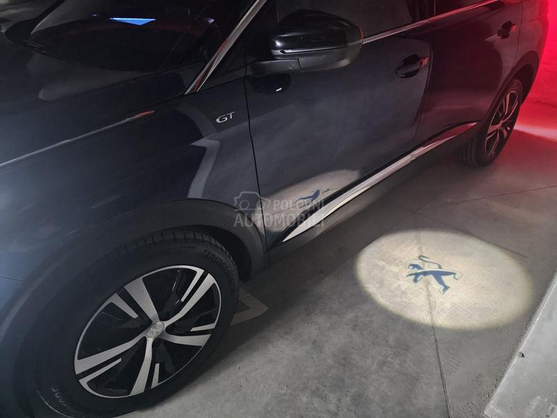 Peugeot 5008 2.0 hdi GT 180 Eat8