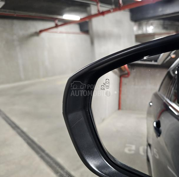 Peugeot 5008 2.0 hdi GT 180 Eat8