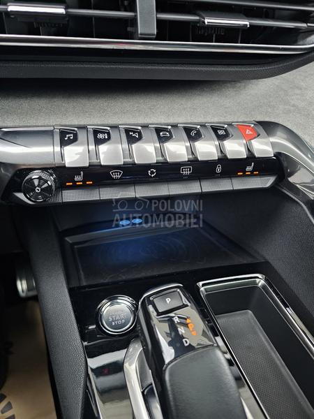 Peugeot 5008 2.0 hdi GT 180 Eat8