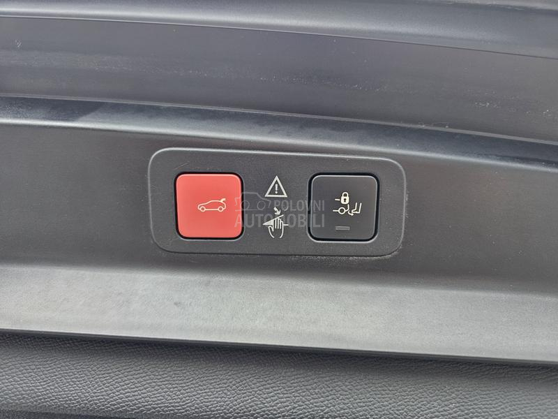 Peugeot 5008 2.0 hdi GT 180 Eat8