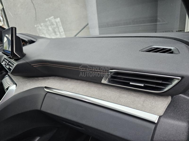 Peugeot 5008 2.0 hdi GT 180 Eat8