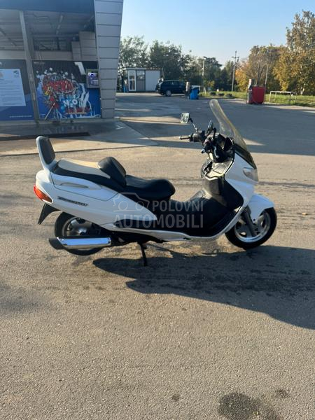 Suzuki Burgman