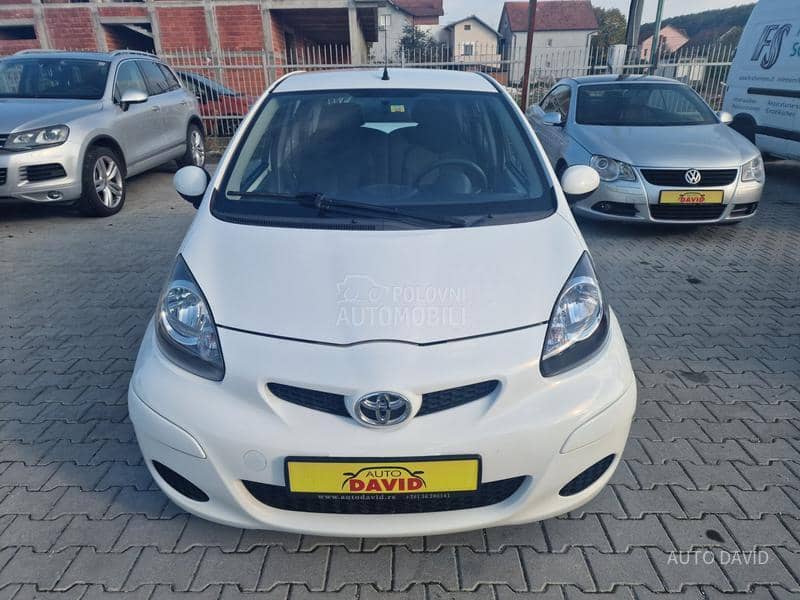 Toyota Aygo 1.0B REZERVISANA