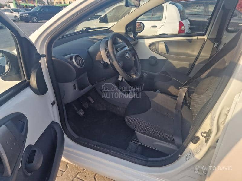 Toyota Aygo 1.0B REZERVISANA