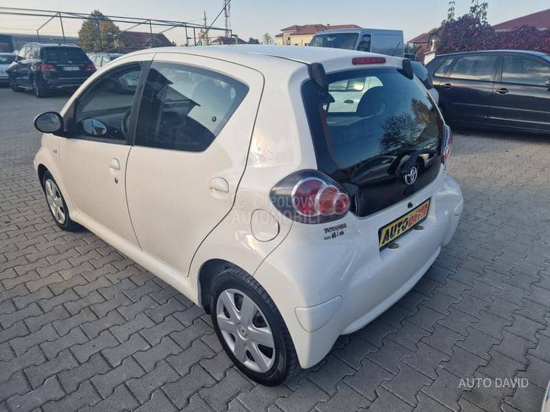 Toyota Aygo 1.0B REZERVISANA