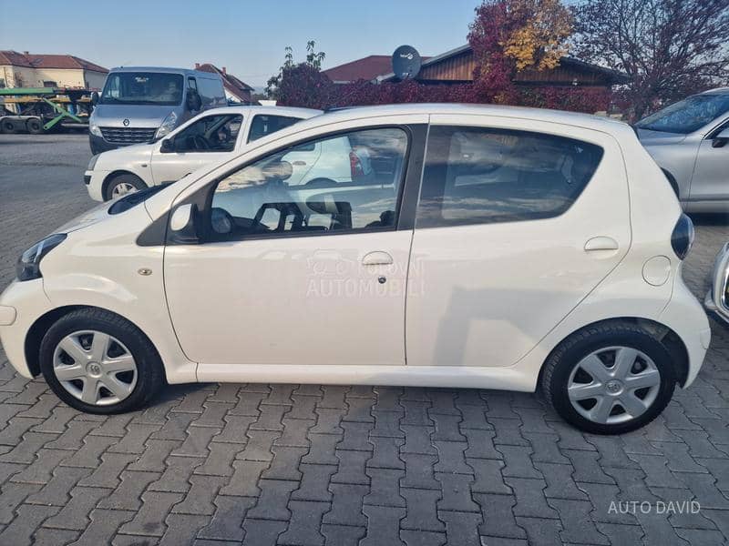 Toyota Aygo 1.0B REZERVISANA