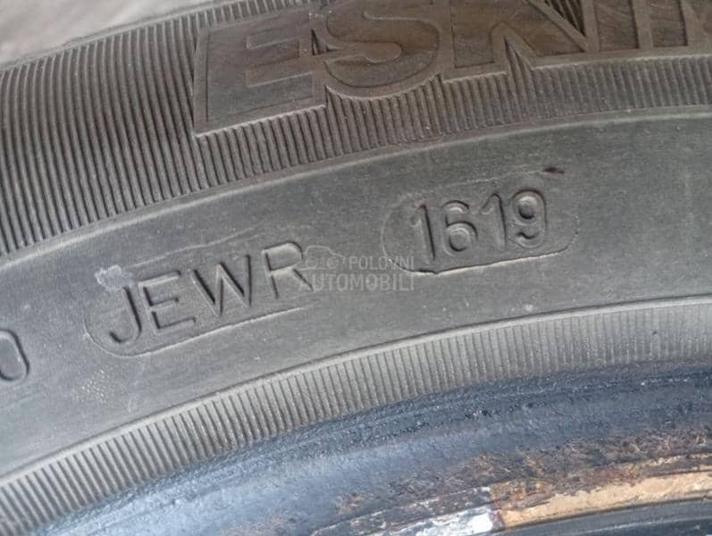 Sava 185/60 R15 Zimska