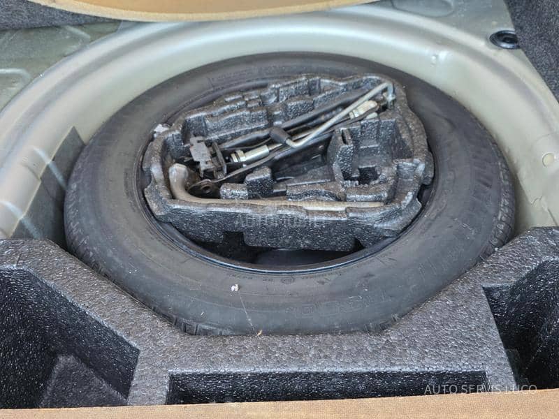 Škoda Octavia 1.6 b 75 k w servisi