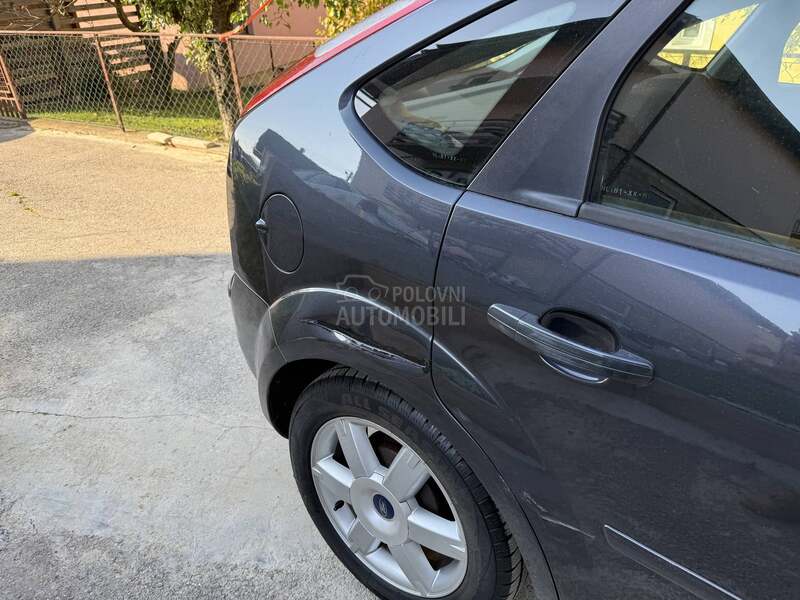 Ford Focus 1.6 AMBIENTE