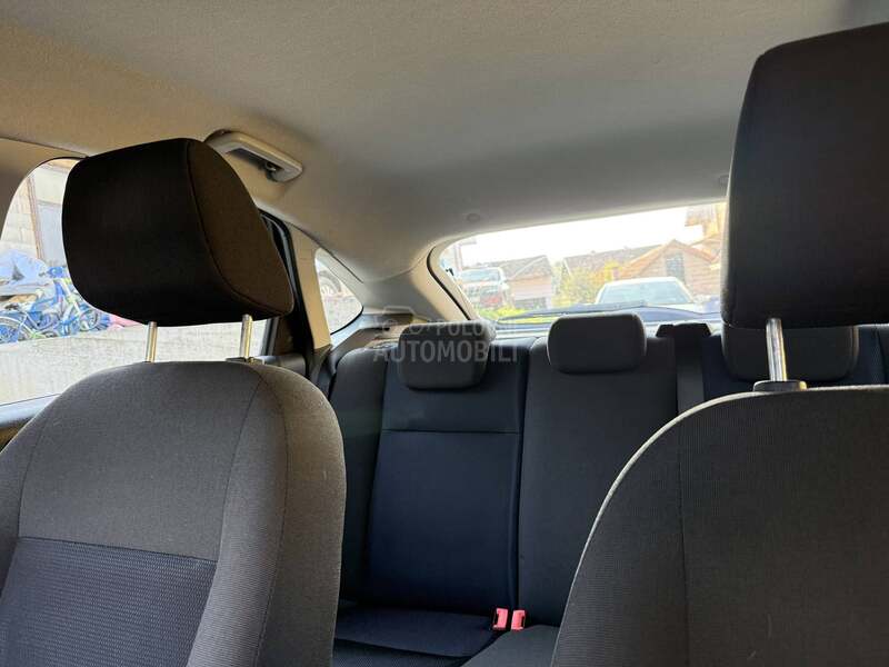 Ford Focus 1.6 AMBIENTE
