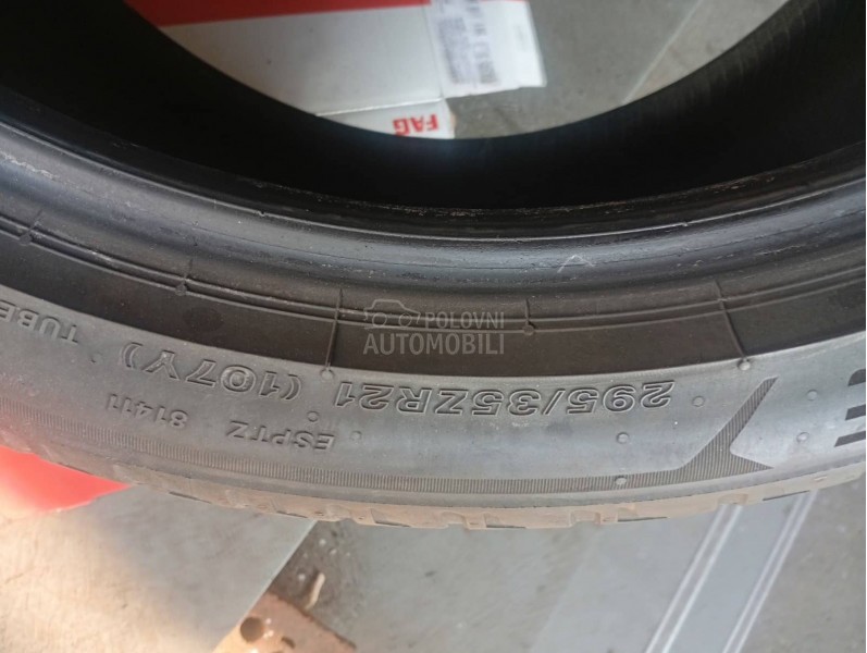 Bridgestone 295/35 R21 Letnja