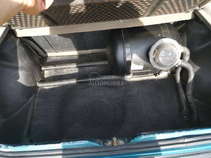 Volkswagen Golf 2 1.8